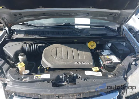 2014 Chrysler Town & Country Touring z USA, uszkodzony, nr VIN 2C4RC1BG5ER279795